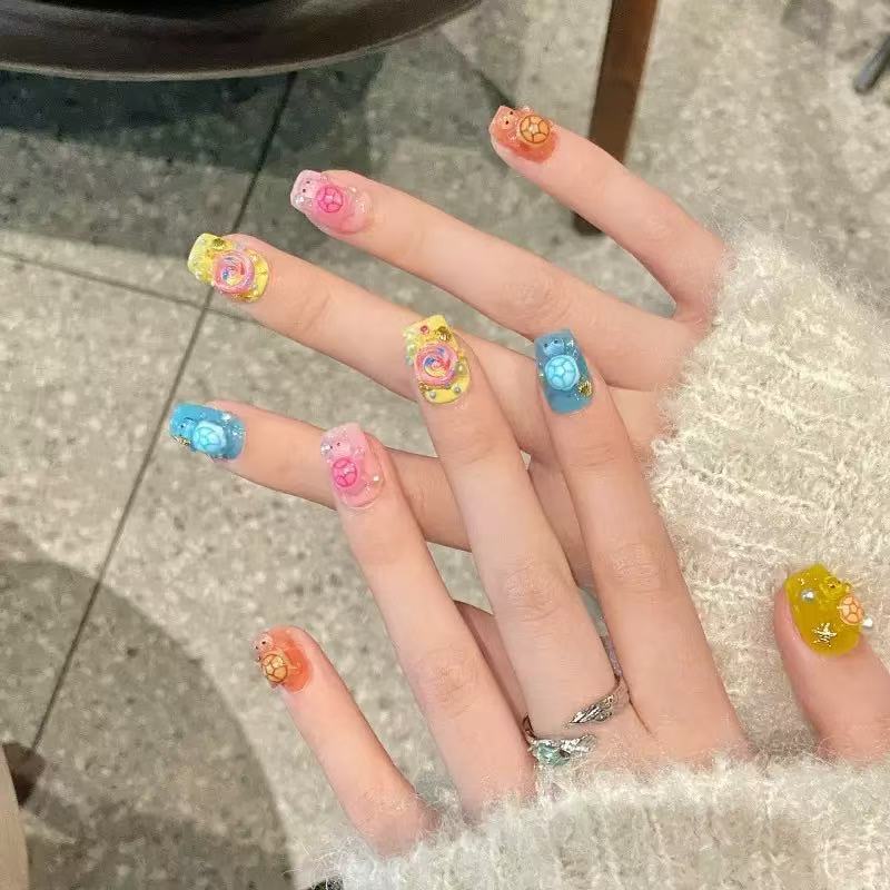 Resin Crafts - 100 mini-breloques en résine colorées en